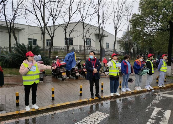 說(shuō)明: e71995ff4f93c6ae3c6a774145ea80a