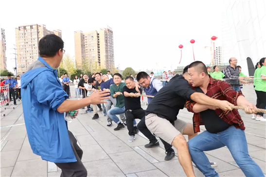 C:\Users\Administrator\Desktop\【喜報】收官！長沙校區(qū)在瀏陽經(jīng)開區(qū)職工運動會上 斬獲三項團體、兩項個人賽獎牌_files\640(8)