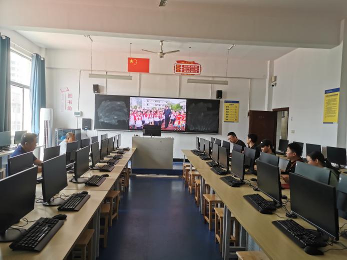 8679c6adffcf6a4f594fe09bd86f658