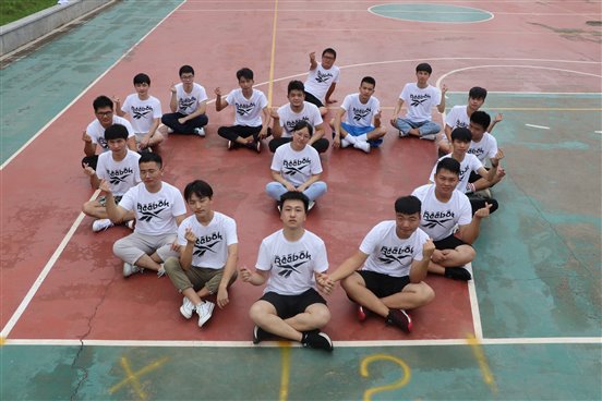 27ae1ba1fb42c1cb996f4ff2b52db6c